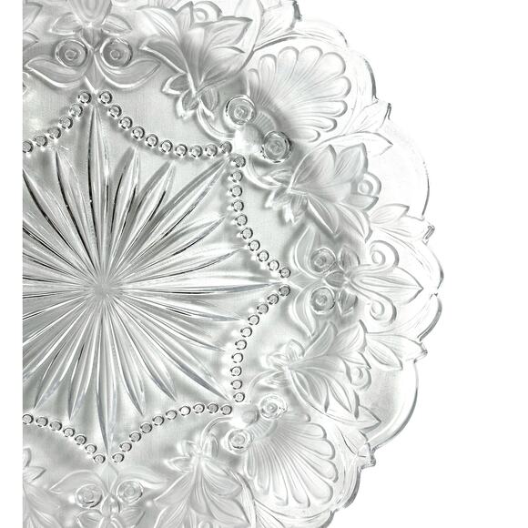 Fifth Avenue Crystal Fleur de Lis 14" Round Embossed & Frosted Serving Platter - Picture 5 of 6